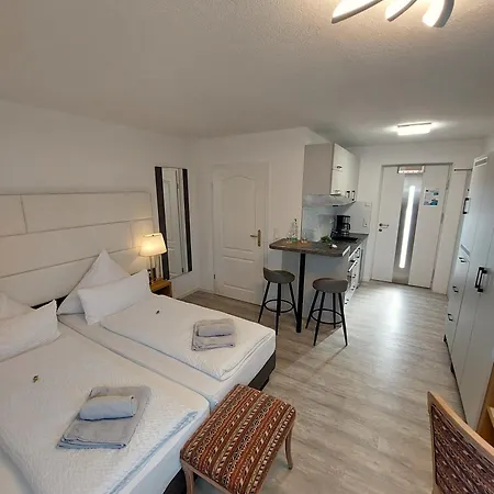 Bodensee Sunshine & Apts. Bed & Breakfast *